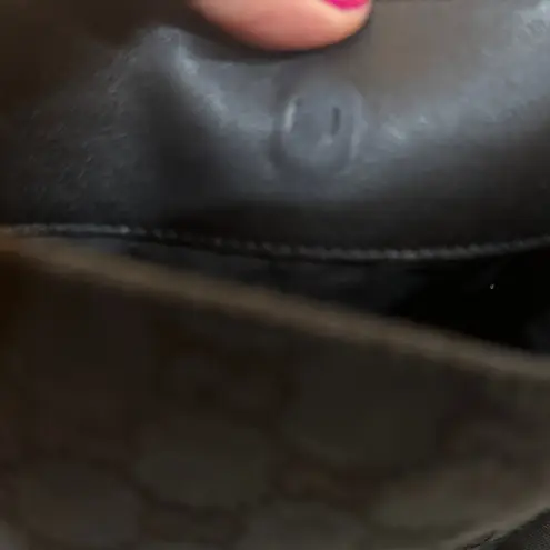 Gucci  Signature Messenger Bag