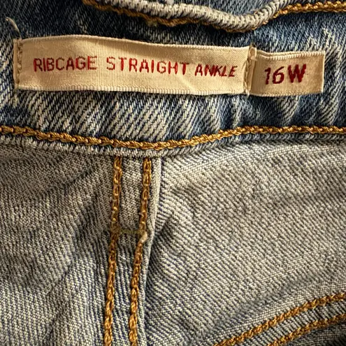 Levi’s Light Wash Distressed Ribcage Straight Ankle Jean 16W Women’s Samba Done Blue