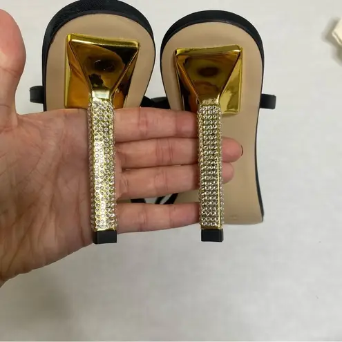 Good American  Square Toe Rhinestone Gold Strappy Heels Black Satin 7