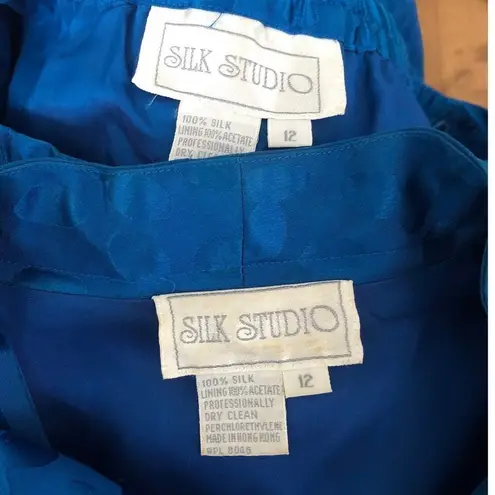 Vintage Silk Studio Blue & Black polkadot fitted waist top & skirt size 12