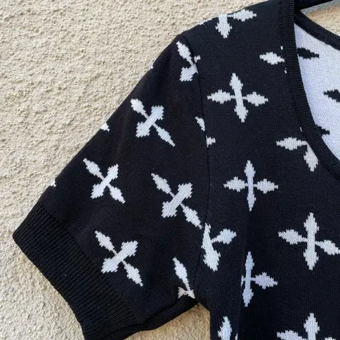 None Black & White Quatrefoil Crop Short Sleeve Cardi Sweater XS