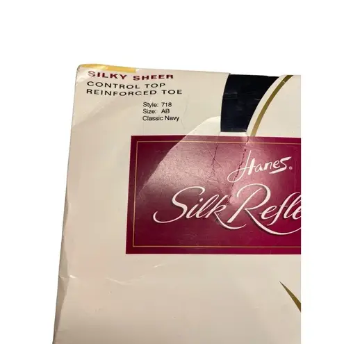 Hanes  Silk Reflections Pantyhose Navy 718 Sz AB Reinforced toe Nylon Silky Sheer