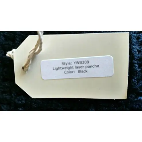 Hat Attack Lightweight Layer Poncho