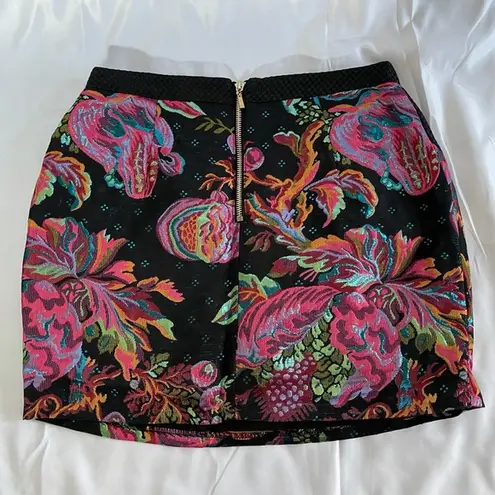 English Rose New Metallic Floral Jacquard Mini Skirt Black Pink
