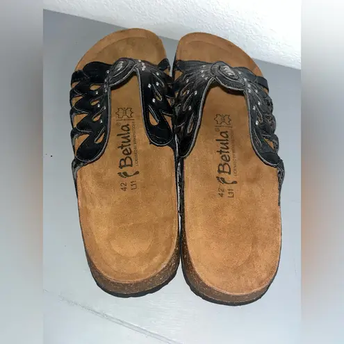 Betula Butterfly Black Crocodile Embossed Skin Look Studded Sandals Tan Size 11