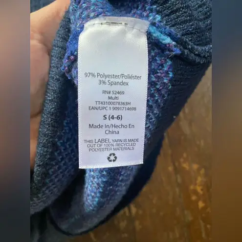 Time and Tru Women's Retro Print Sweater Size SM Blue