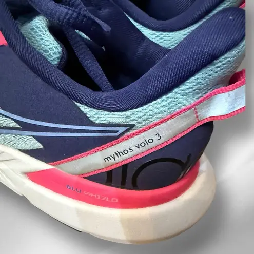 Diadora Mythos Volo 3 Athletic Shoes‎ Size 7