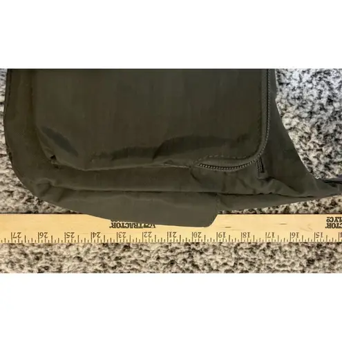 Baggallini Everyplace Bag Purse Charcoal Grey Zip Closer Crossbody Lightweight