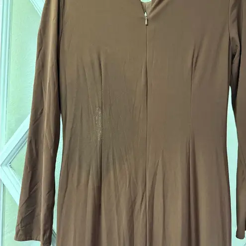 Mac Duggal Ieena for
Keyhole Draped Gown