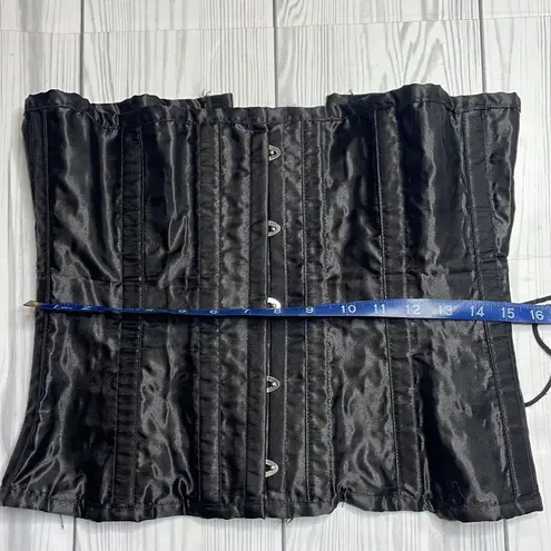 Vintage women’s satin lace up black corset size 30 L/XL Size L