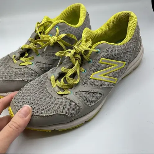 New Balance  Grey & Yellow Running Shoes Sneakers 10