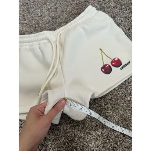 Edikted NWOT Mon Cheri Sweat Shorts Beige Fleece Pull on Drawstring Womens XS