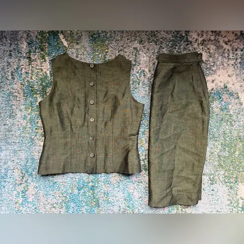 Jones Wear Vintage olive green linen blend two piece skirt set, size 8