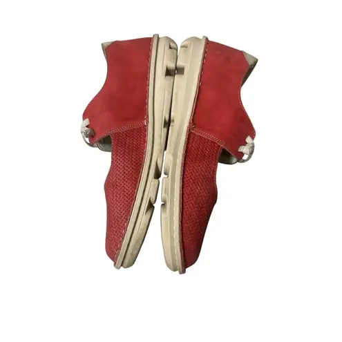 On Foot Your Way Women’s Shoe Red Made In Spain 41 9.5 Comfort Artsy Slip On Size 10