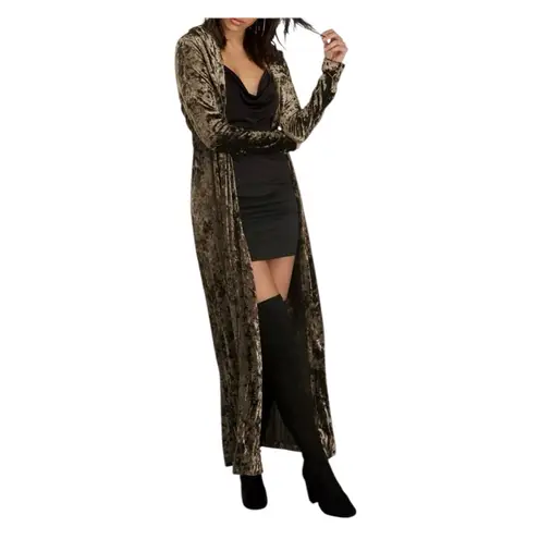 Pyramid Collection. Crushed velvet open front long duster. Olive Green. Large Green