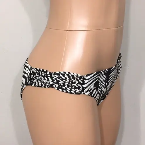 Dolce Vita Ikat print bikini. NWOT Black Size M