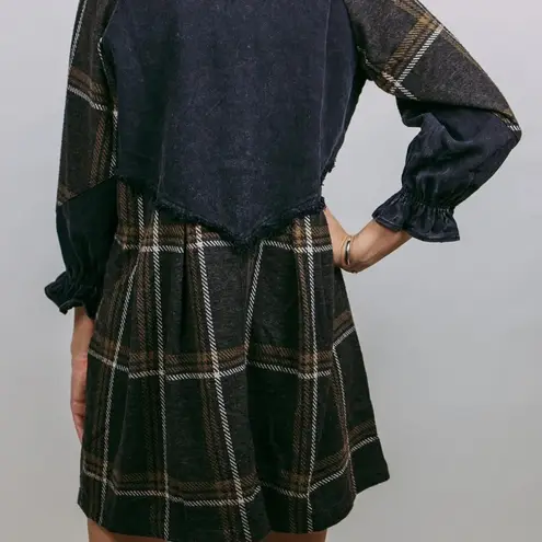 Chic Black and Brown Mini Dress with Plaid Design Size M