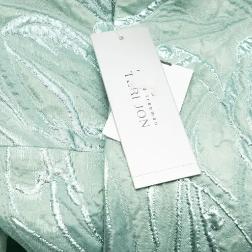 Rickie Freeman for Teri Jon