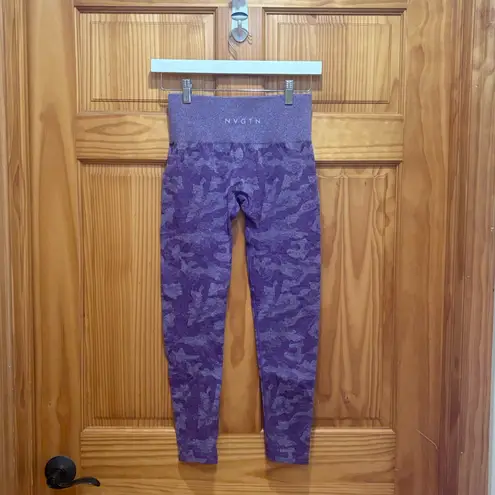 NVGTN Size Small Purple Camouflage High