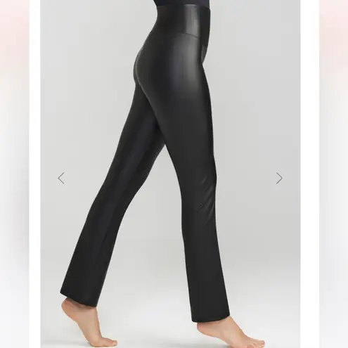 Yummie by Heather Thomson Matte Black Faux Leather Bootcut Shaping Pants Medium