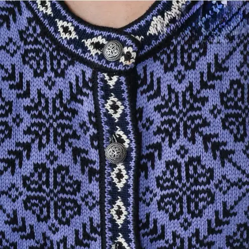 Vintage LL Bean Purple Nordic Snowflakes Button Wool Cardigan Sweater Size SMALL