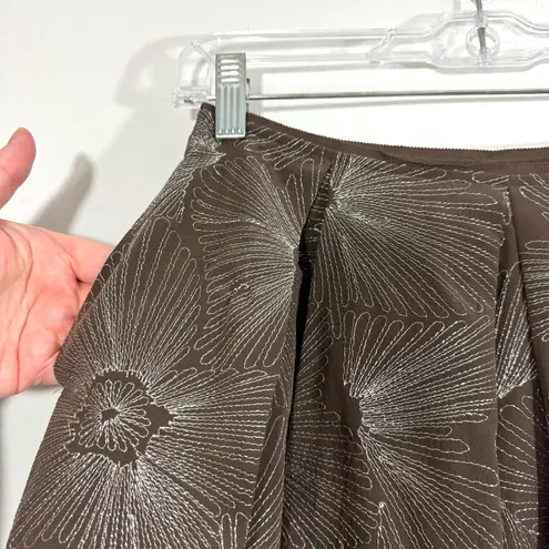 Talbots Vintage  Petites Silk Taupe Brown Silver Flower Line-work Embroidered Ski