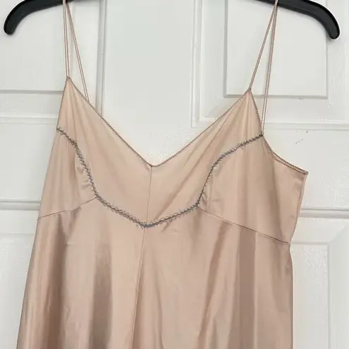 Vassarette Vintage Elegant Blush Pink embroidered stitch negligee/night gown.