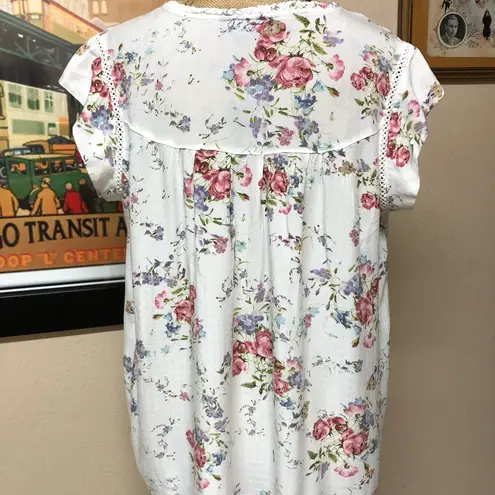 Buffalo David Bitton Floral Blouse Size M
