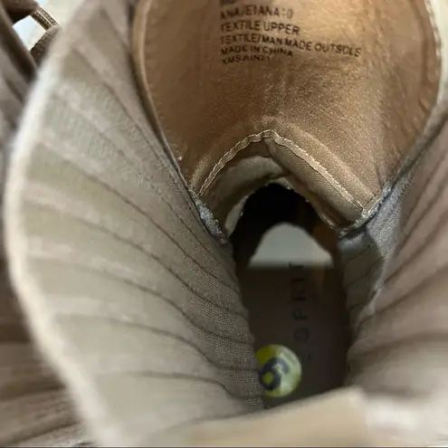 Esprit Ana Women's Sweater Knit Combat Boots sz 9