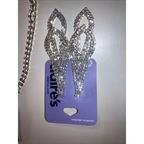 Claire's Beautiful Sparkly Crystal Formal Statement Necklace, Earrings & Hairpin Silver