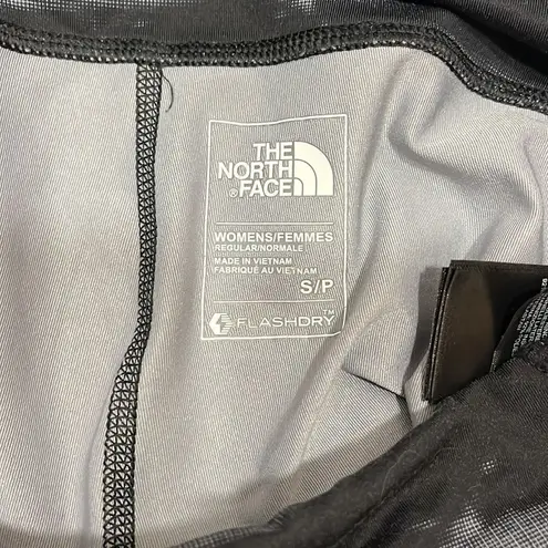 The North Face  flash dry gray and black capri leggings