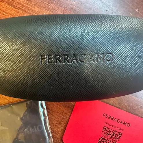 Salvatore Ferragamo New FERRAGAMO Sunglasses Glasses Case with Logo and Cloth