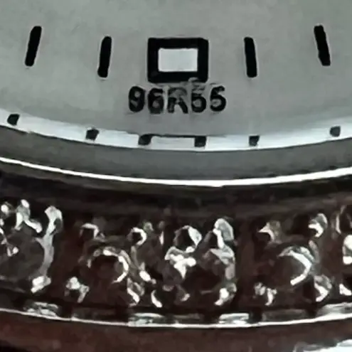 Bulova Diamonds Ladies Watch Pearl Dial Stainless Bracelet Blue Markers 96R55