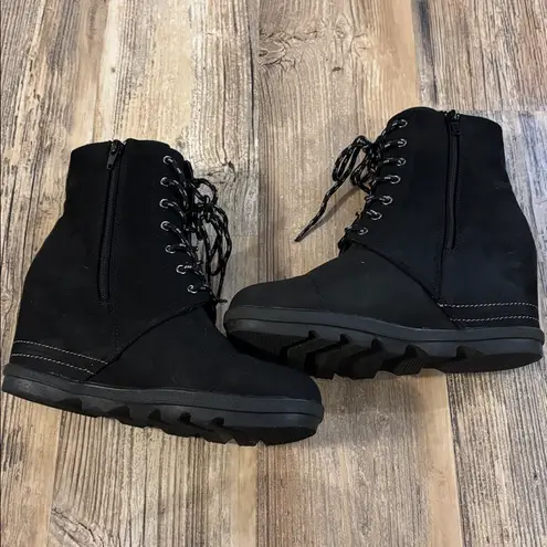 Serra Black Lace Up Wedge Boots - Size 9M