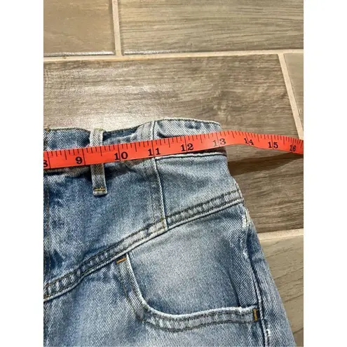 frame denim Frame Retro V-Yoke Straight-Leg Jeans in Bianca size 26