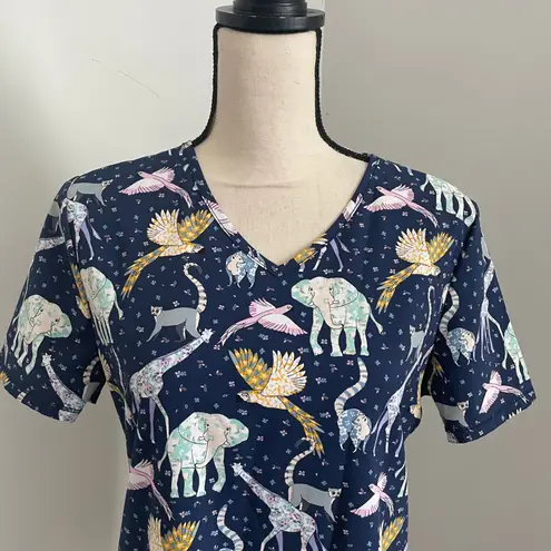 Scrubstar Scrub Top Animal Print size Small Blue Vet Tech Medical Nurse Premium