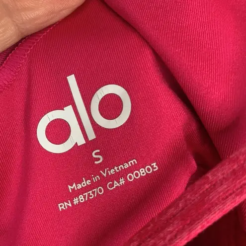 Alo Yoga  Alosoft Lavish Bra magenta crush W-124 Sz S