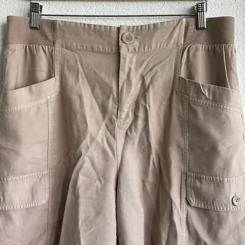 Soft Surroundings Shorts Khaki Bayside Shorts Cargo Pockets Pull On L