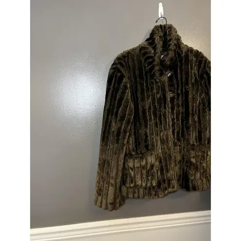 White Stag Faux Fur Jacket Womens Large Brown Button Front Lined Pockets Warm