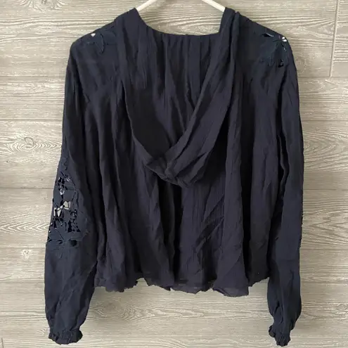 Free People  flowy top with lace‎ hoodie xs - Image 4