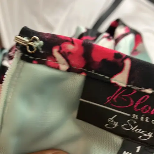 Blondie Nites by Stacy Sklar floral print skirt size 1 (xtra small)