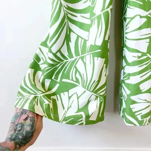 Coastal Girls Co Palm Beach Boutique Private Label Palm Wide Leg Jumpsuit Size M Green Size M