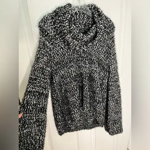 a.n.a . Black & White Cowl Neck Soft Pullover Sweater L