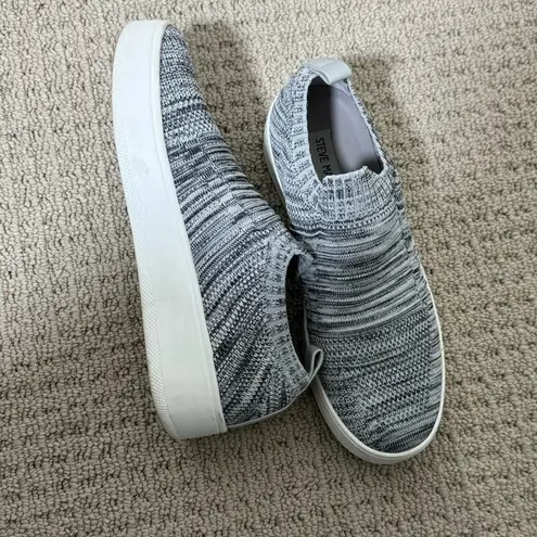 Steve Madden  Gray Slip On Platform Sneakers in Beale