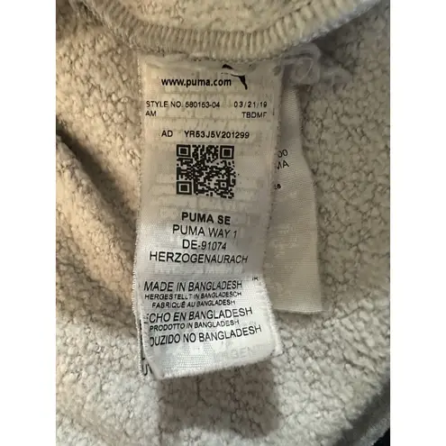 Puma  Women’s Gray Cropped Hoodie Black Logo Long Sleeve Size Medium