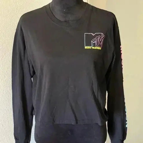 MTV Official Merchandise Cropped Long Sleeve Graphic T
