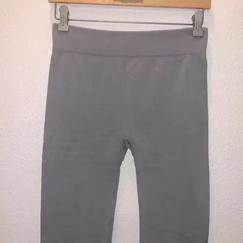 Woman’s One Size Grey Comfy Fleece Super Soft Stretchy Leggings Gray