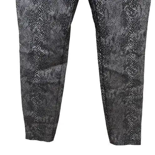 INC International Concepts Snake Print Skinny Legging Pants Silver Black Size 10