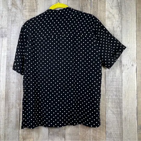 Maison Jules Medium Button Front Short Sleeve Black Top with White Polka…