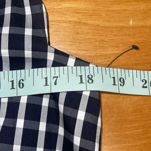 1901 Sleeveless Navy Buffalo Plaid Sleeveless Scalloped Top Blouse Small NWOT